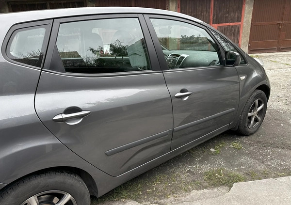 Kia Venga cena 19000 przebieg: 251790, rok produkcji 2010 z Kraków małe 254